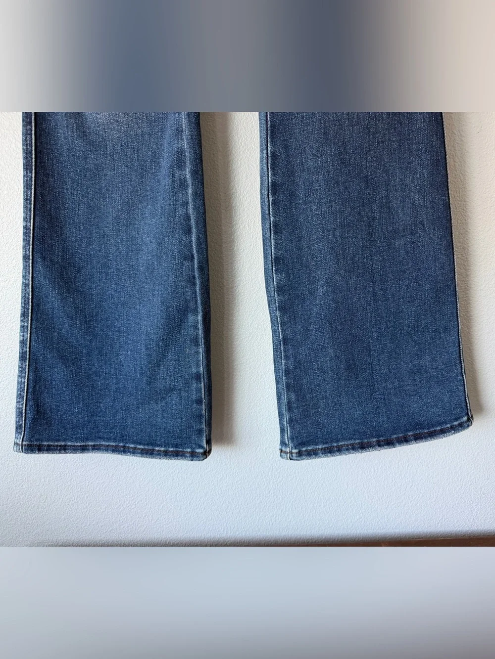 Judy Blue dark blue denim boot cut jeans Women’s sz 29 Short